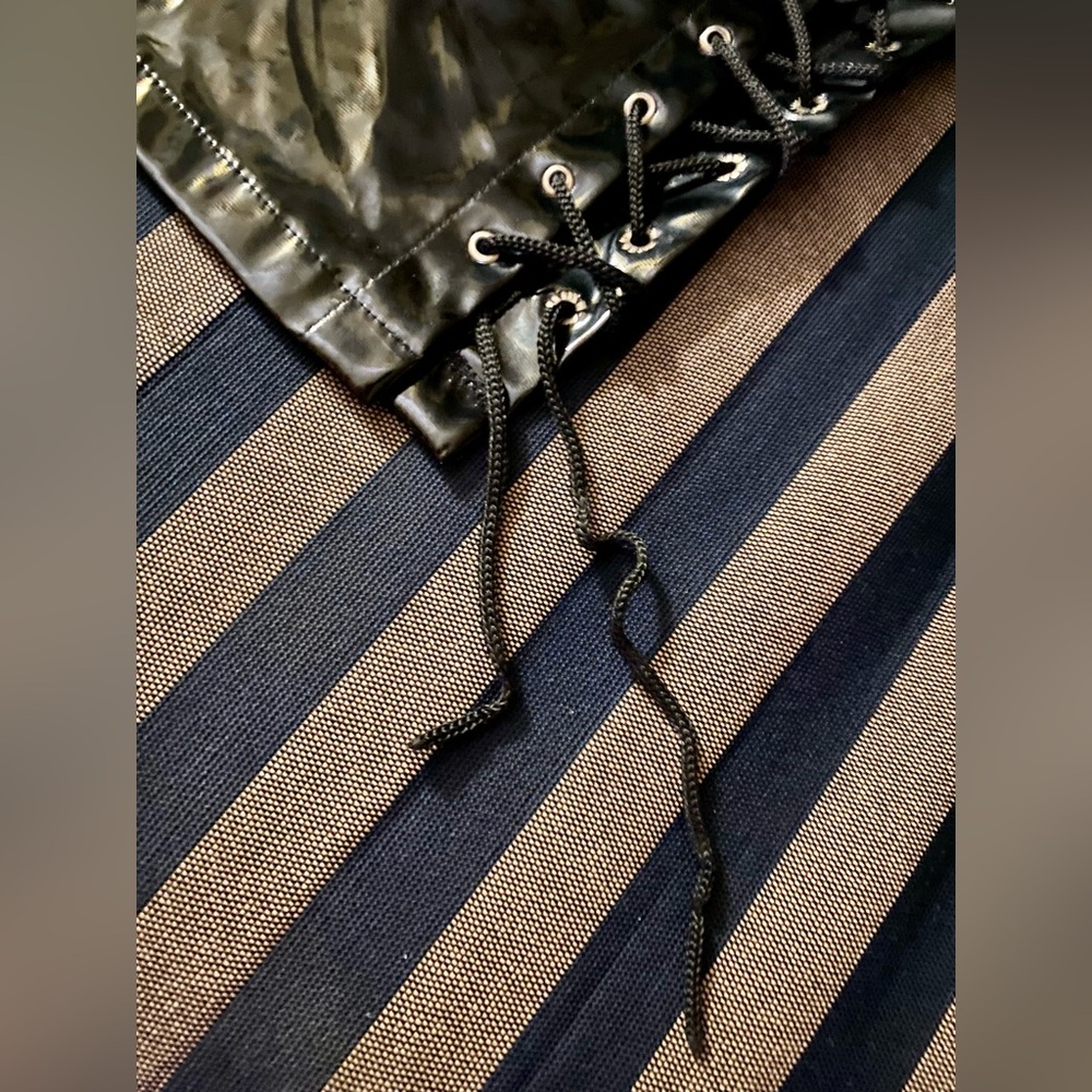 PU Lace Up Shorts - Picture 4 of 4
